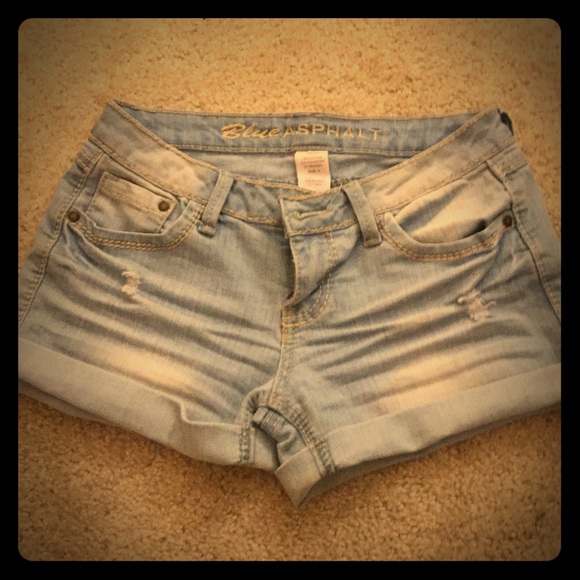 light Blue Washed Short Shorts
