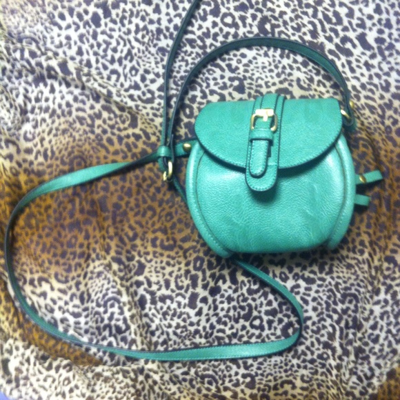 Green cross-body purse