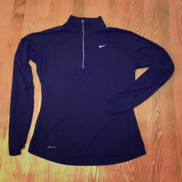 🎉✂️  Nike dri-fit half zip🏃