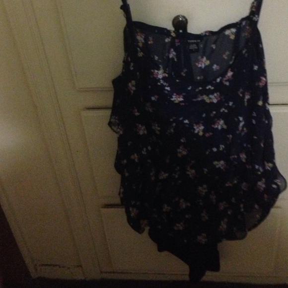Torrid ruffled Cani sz3x