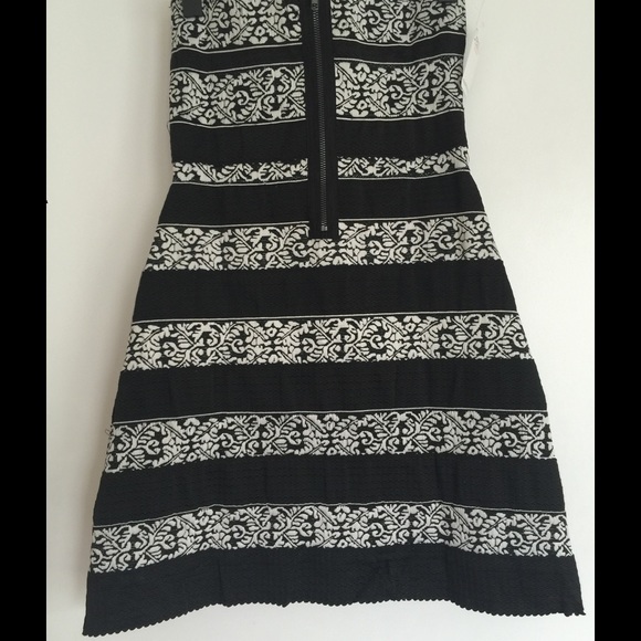 🚫SOLD🚫 - Picture 3 of 4