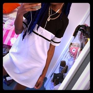 Black and white Tobi shift dress