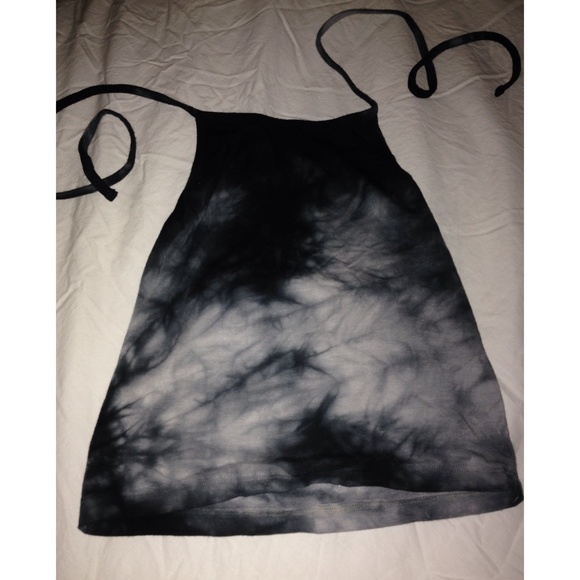 Brandy Melville Tops - Brandy Melville Halter Top