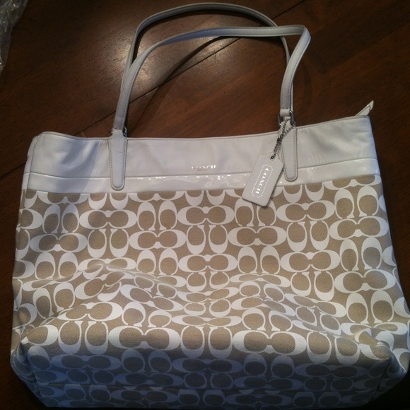 White coach handbag