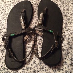 Sanuk sandals, NWOT