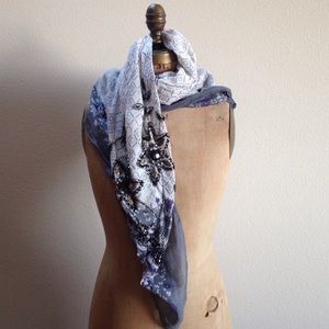Beautiful Anthro scarf