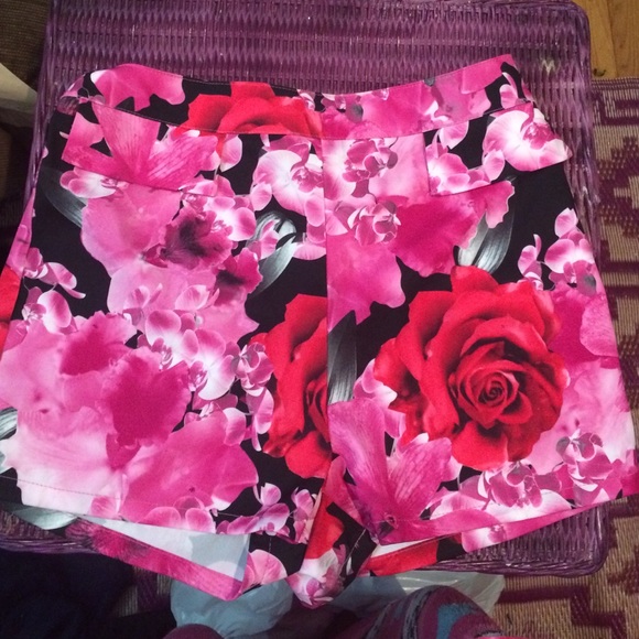 High waisted floral shorts