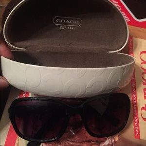 📍Coach Sunglasses📍
