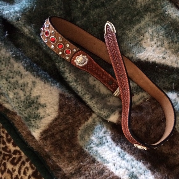 Cowhide crystal belt like new