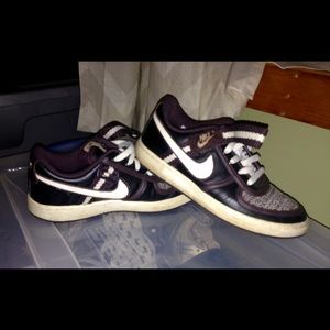 Nikes with a strap 😉