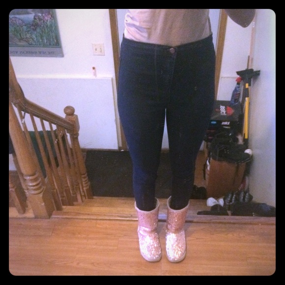 High waisted skinny jeans