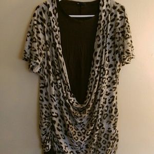 2 piece Gap cheetah print top and shirt