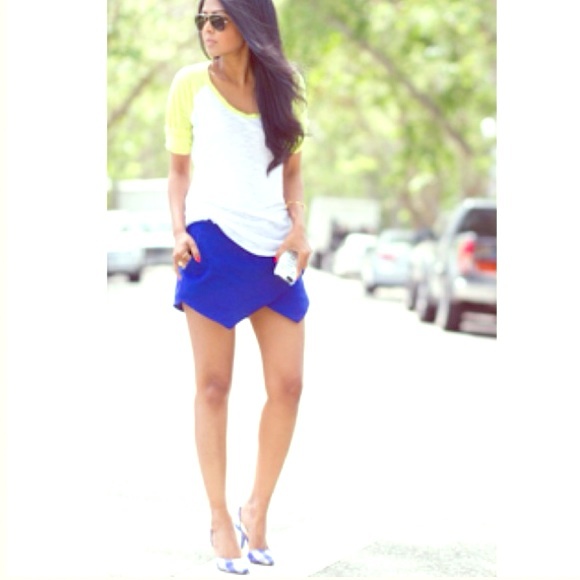 Express; Bright Blue Baseball Tee