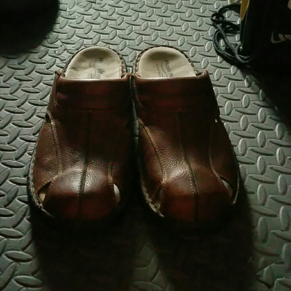 Men's shoes