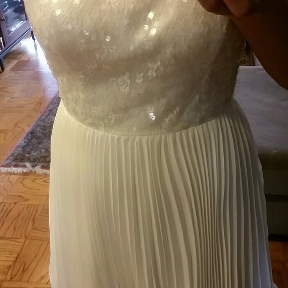 NWOT Aqua Dress w Sequins and Pleats - Picture 4 of 4