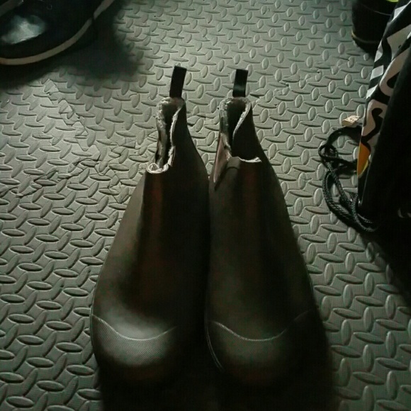 Men's shoes