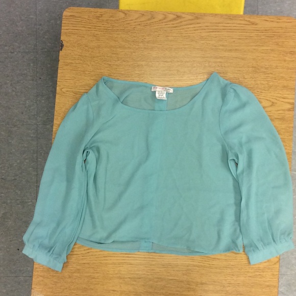 Cropped Turquoise Buttoned Blouse - Picture 1 of 2