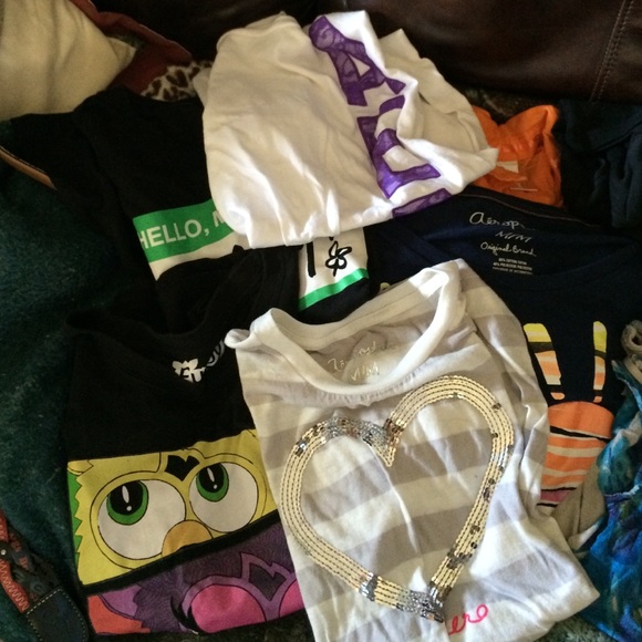Lot of 10 Medium shirts. All name brand.