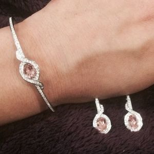 Swarovski bangle 👌