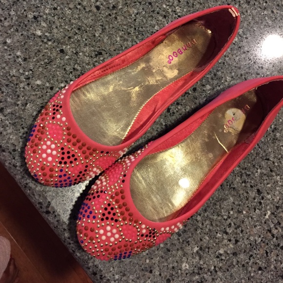 Bamboo 7 1/2 hot pink flats