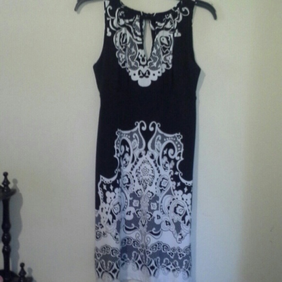 Beautiful black and white dress