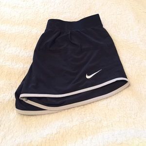 Black Nike shorts