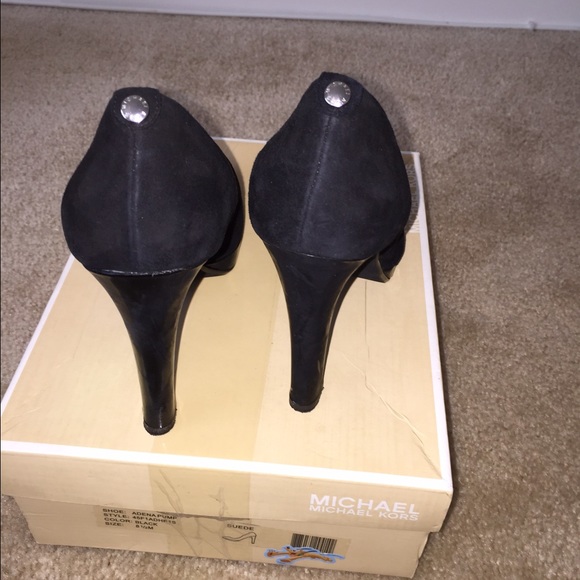 Michael Kors black suede shoes - Picture 3 of 4