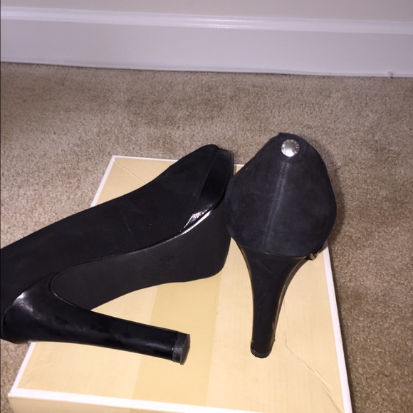 Michael Kors black suede shoes - Picture 4 of 4