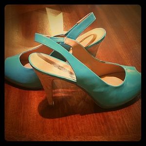 Nine West peep toe slingback