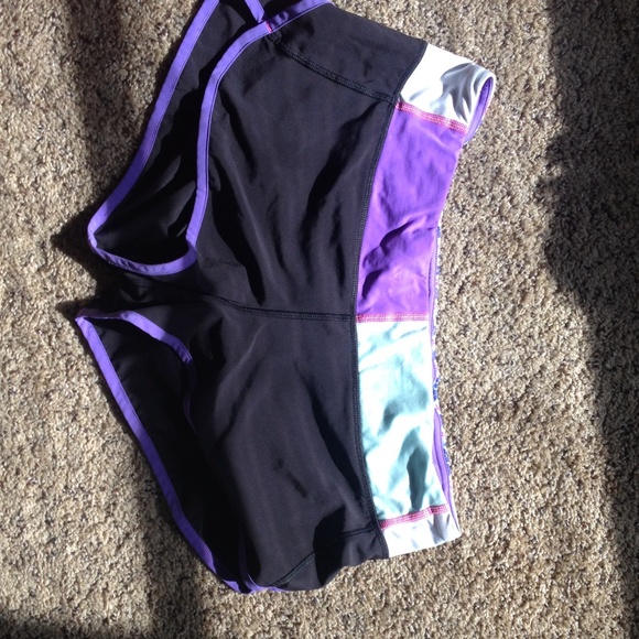💜SOLD💜Run seed shorts lululemon