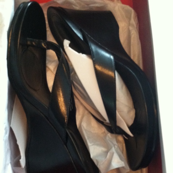 NIB Black wedge sandals
