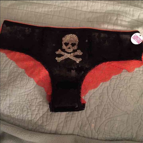 VS Limited Edition panties ❤️
