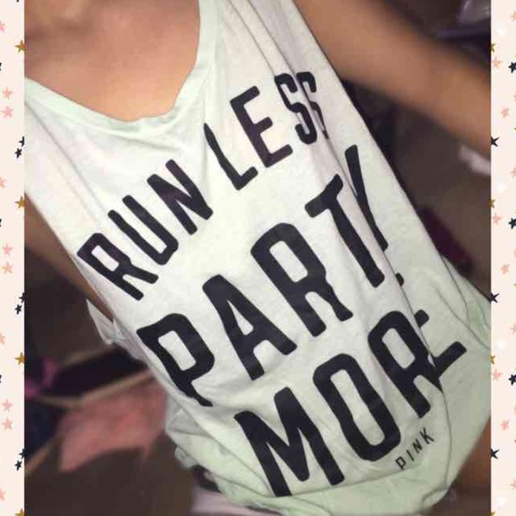 VS TANK ❤️ - Picture 1 of 2