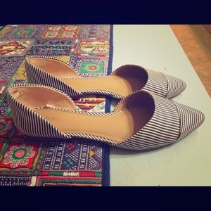 Navy/white Merona Pointed-toe 2 piece flats