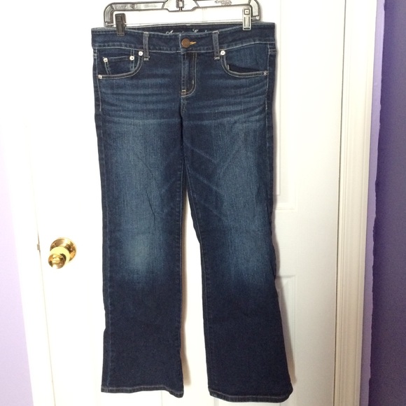 Favorite boyfriend jeans from American Eagle!!