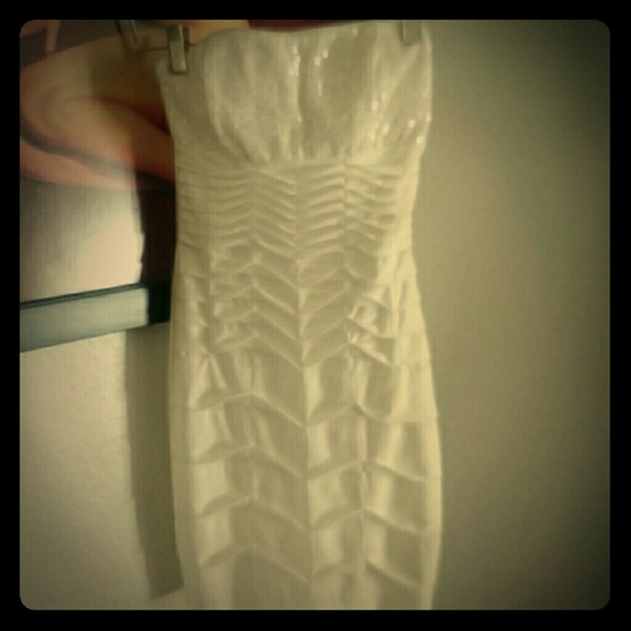 Beautiful white strapless cocktail dress