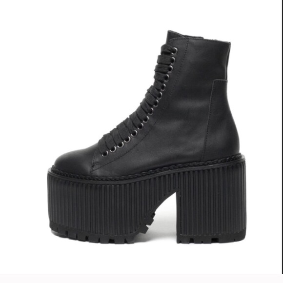 LOOKING FOR ERA BOOT SIZE 8 - Picture 1 of 1