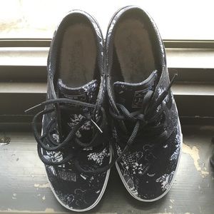 Nike Stefan Joanowski Dark Floral Sneakers