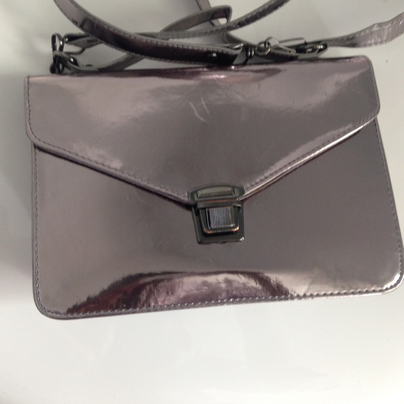 Urban Outfitters Bags - UO Metallic Crossbody SOLD Urban Outfitters Bags - UO Metallic Crossbody SOLD