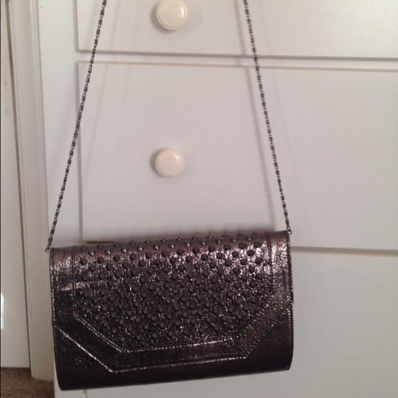 Long chain purse