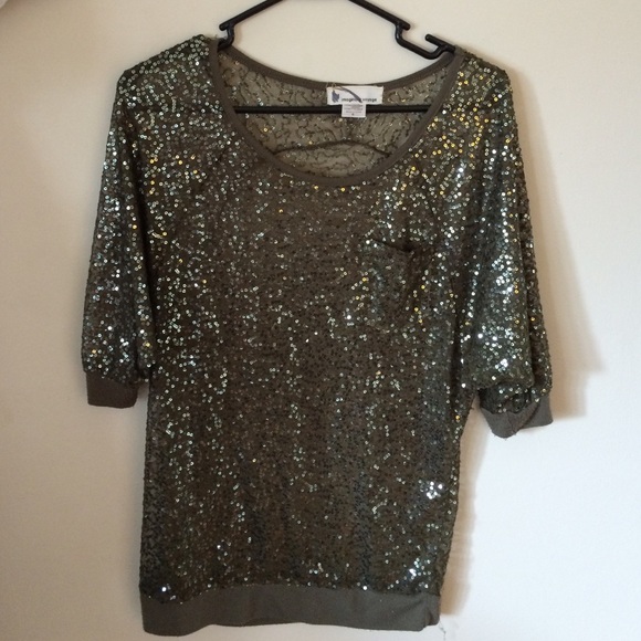 Dark green sparkle top