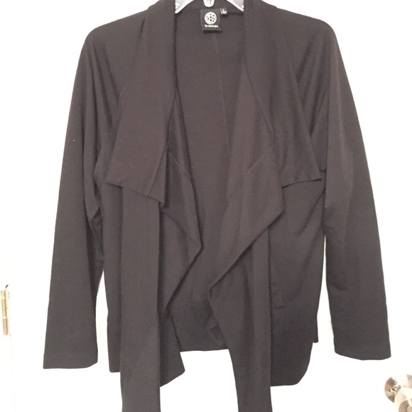 Bobeau L black ruffle open front sweater