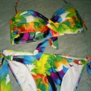 Bright colored bikini🌈
