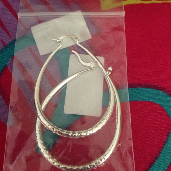Silver 925 stamped hoop earrings