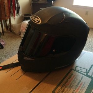 Motor cycle helmet