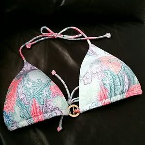 NWT Victoria's Secret triangle bikini top, size M