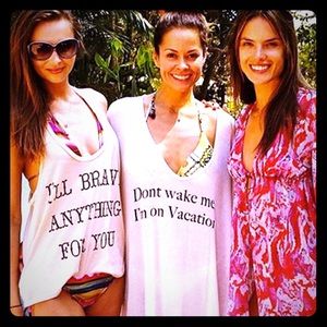 WILDFOX Beach Cover Up ☀️👙