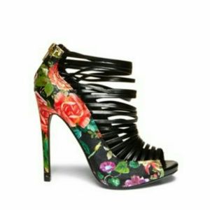 Steve madden floral "messy" heel