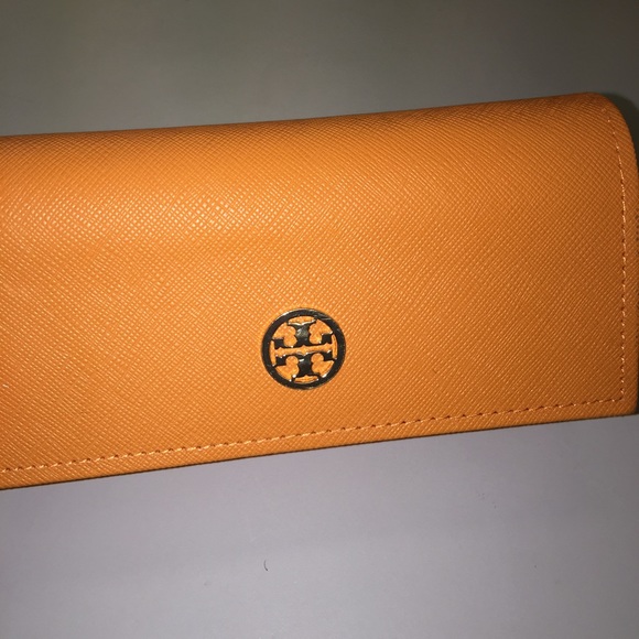 Tory Burch sunglasses case