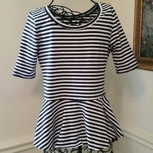 🎉HP🎉 Navy blue & White peplum top NWOT